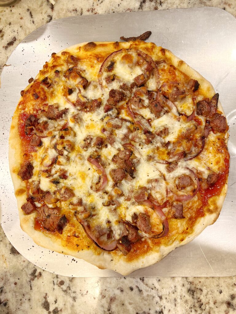 Finished tri-tip pizza